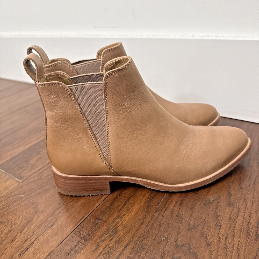 Nisolo Eva Everyday Leather Chelsea Boot Pull On Almond Tan Luxury Women's 7.5
